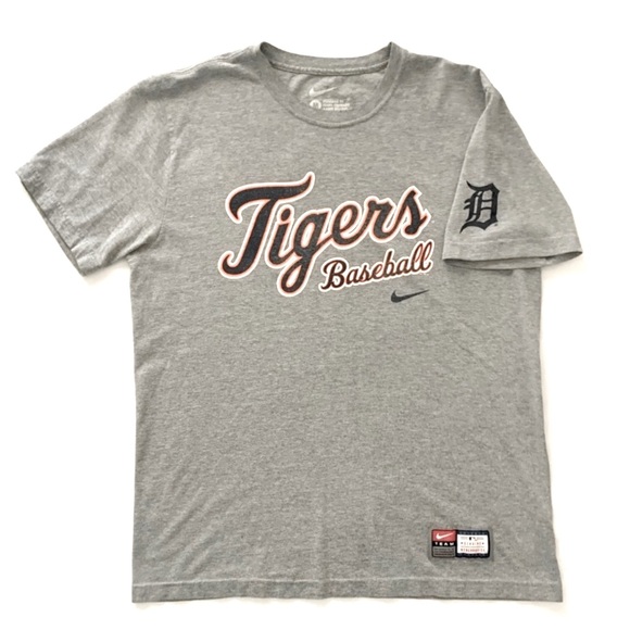 Nike MLB Other - Or FREE! Men’s Nike MLB Detroit Tigers T-Shirt